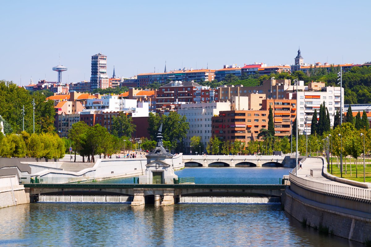 El precio de la vivienda nueva en los 21 distritos de Madrid sube un 4,1% al cierre de junio