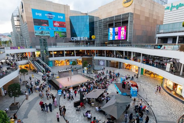 ASG vende sus tres centros comerciales a un empresario valenciano