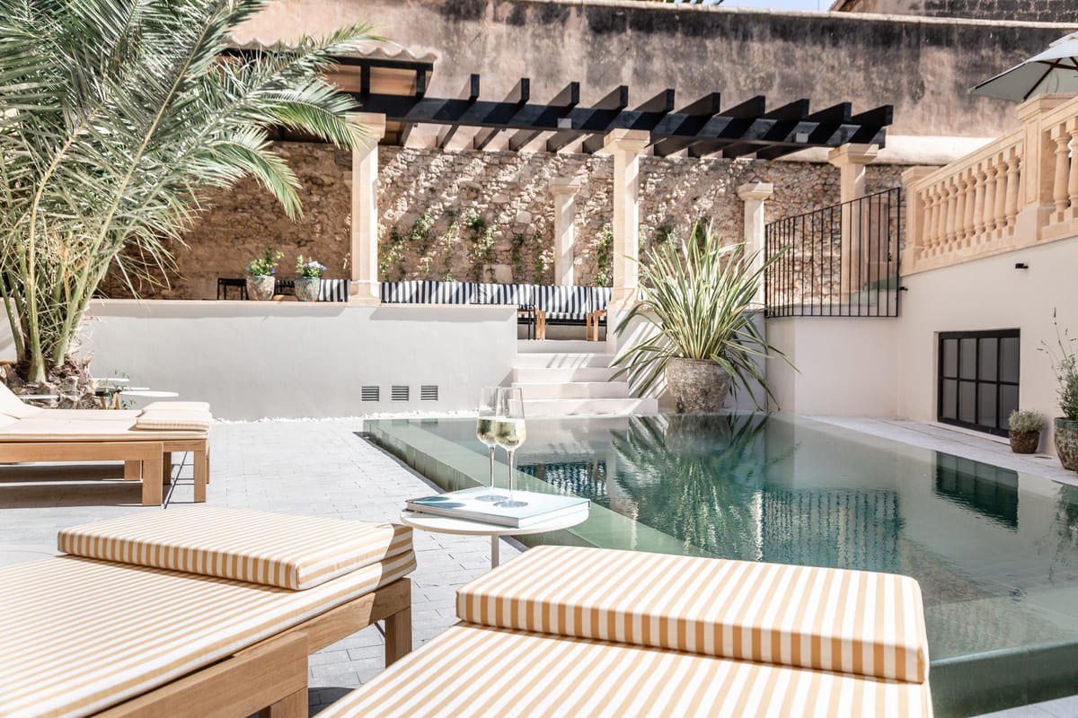 Genova Property Group vende dos hoteles de lujo en Palma de Mallorca