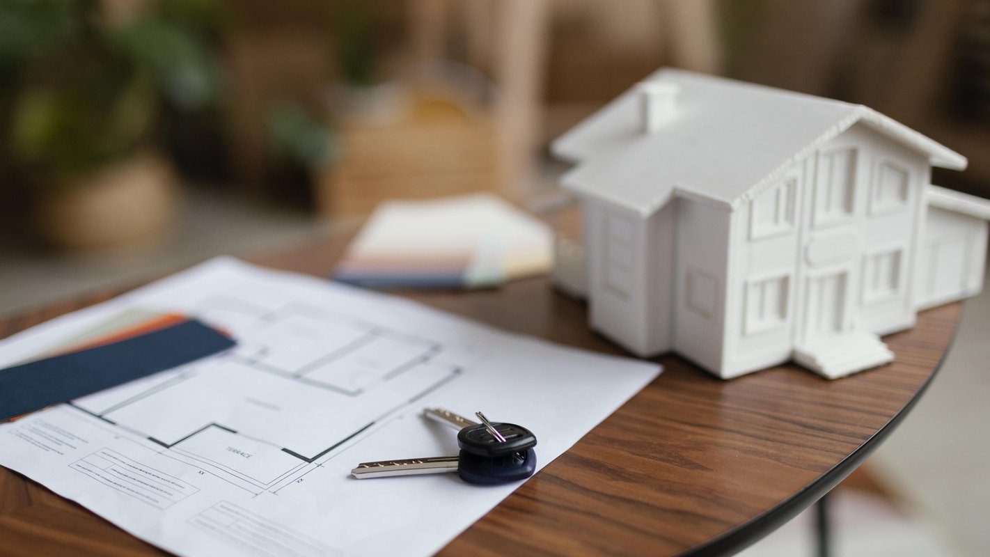 La compraventa de viviendas cae un 17,3% interanual