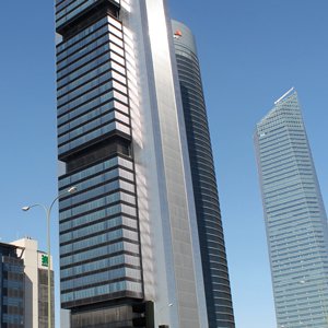 La contratación de oficinas anota el segundo mejor registro desde el inicio de la crisis en Madrid y en Barcelona