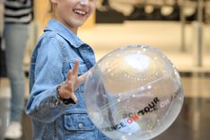 La segunda edición de Phänomenta arranca en los centros comerciales gestionados por Auxideico