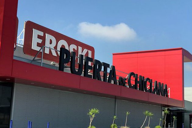 Redevco vende el centro comercial “Puerta de Chiclana” a New Winds Group