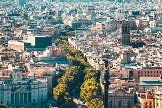 La compraventa de viviendas en Cataluña cae un 7% interanual en el Q2