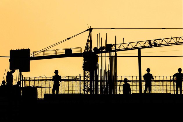 La contratación en el sector de la construcción remonta en enero
