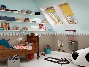 PRODUCTOS Y MATERIALES:  Las cortinas, toldos y mosquiteras VELUX en promoción