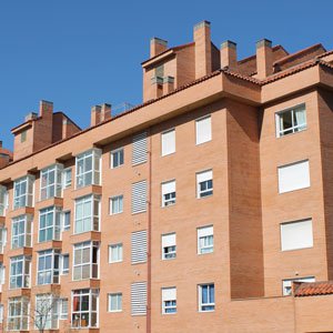 Índice IMIE de Tinsa: El precio de la vivienda mantiene el ajuste: baja un 4,2% interanual en septiembre