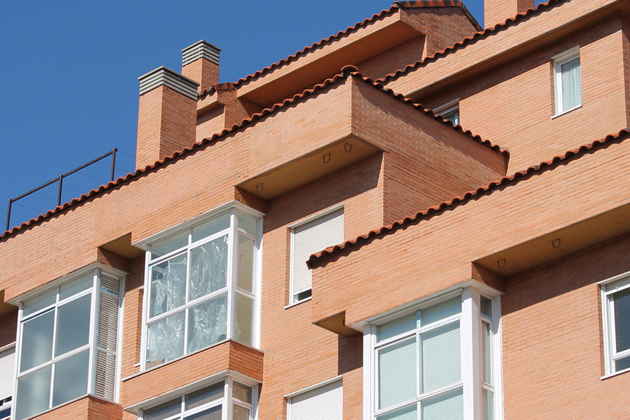 La compraventa de vivienda cae en abril  casi un 40%, el mayor descenso en 11 años