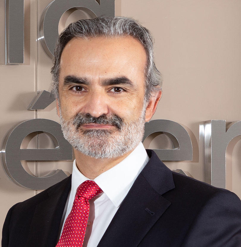 Miguel Ángel González